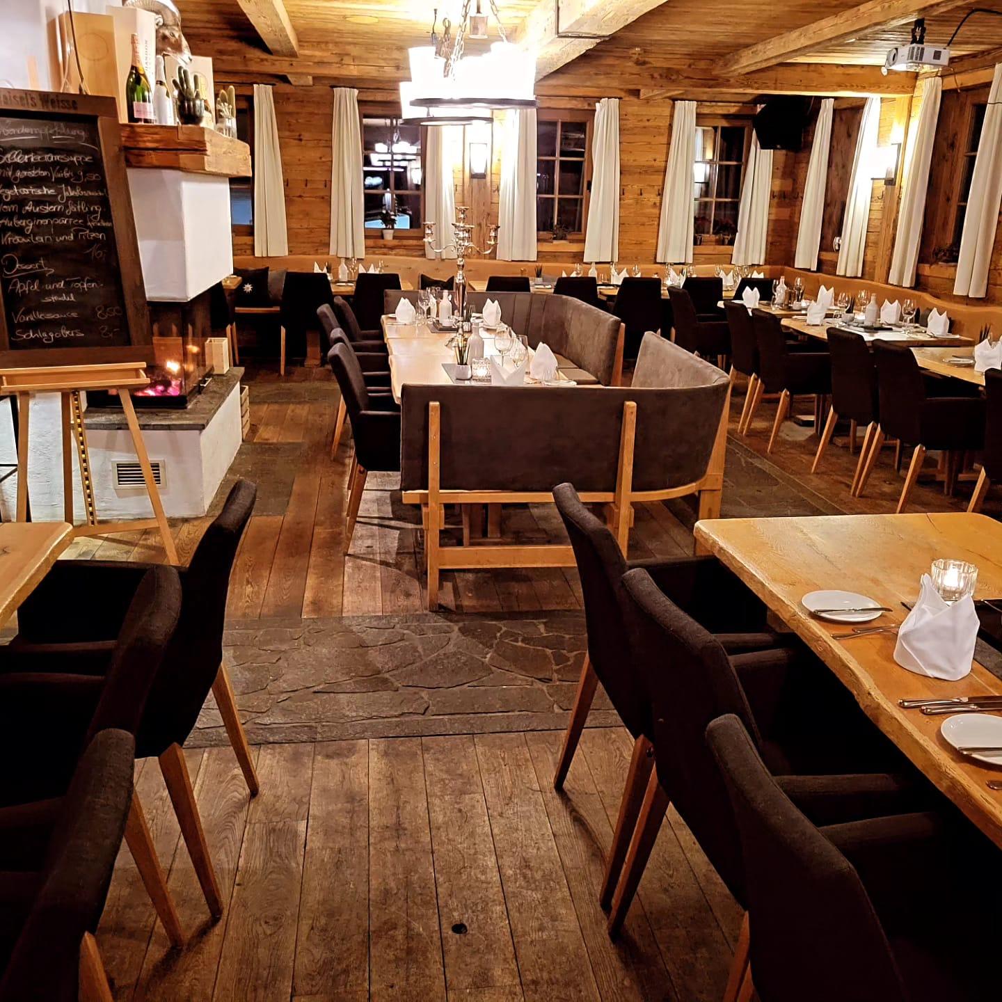 Restaurant "Maierl-Alm Restaurant" in Kirchberg in Tirol