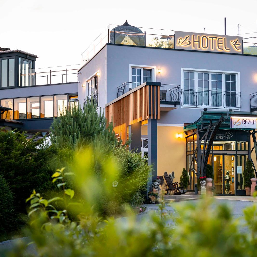 Restaurant "Spirit & SPA Birkenhof am Elfenhain | 4-Sterne Superior Wellnesshotel im Bayerischen Wald" in Grafenwiesen