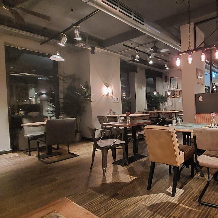 Restaurant "Fliegerdeich Restaurant" in Wilhelmshaven