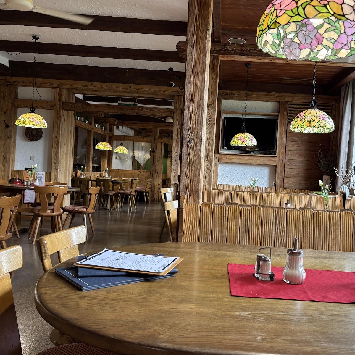 Restaurant "Toni