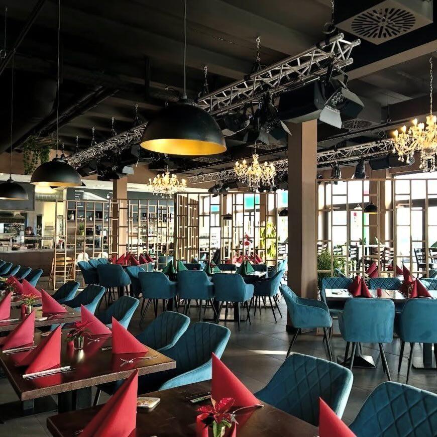 Restaurant "Kazoku Restaurant" in Engen