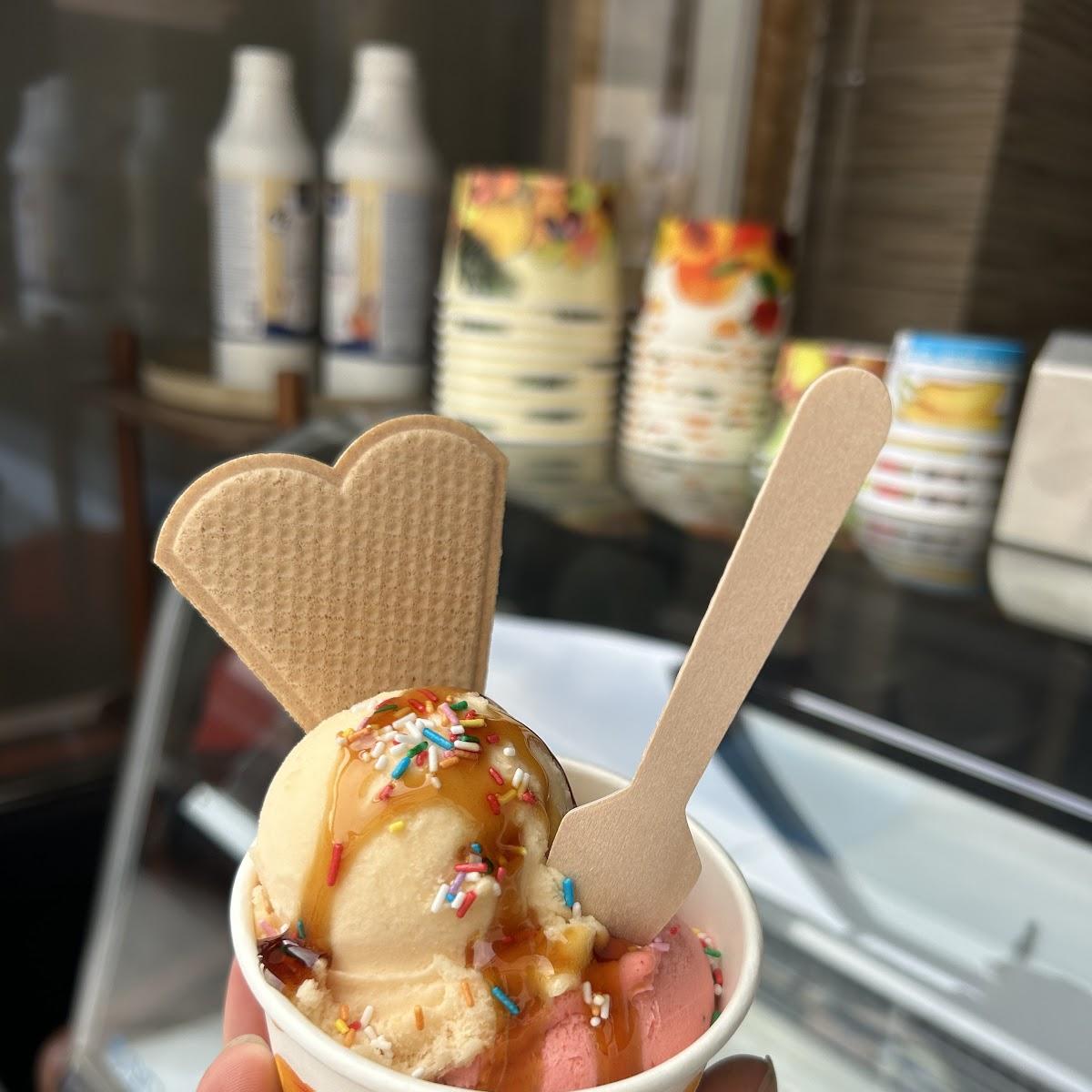 Restaurant "Roni‘s Pizza & Eis" in Altmannstein