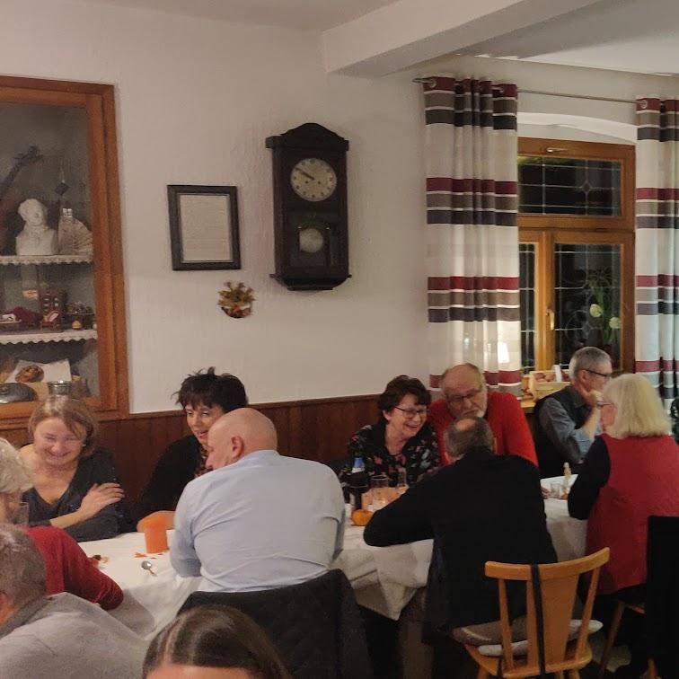 Restaurant "Gasthaus Zum edlen Hirsch" in Seybothenreuth