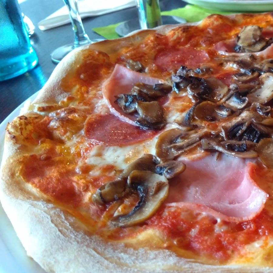 Restaurant "Mustakim Ansari" in  Trossingen