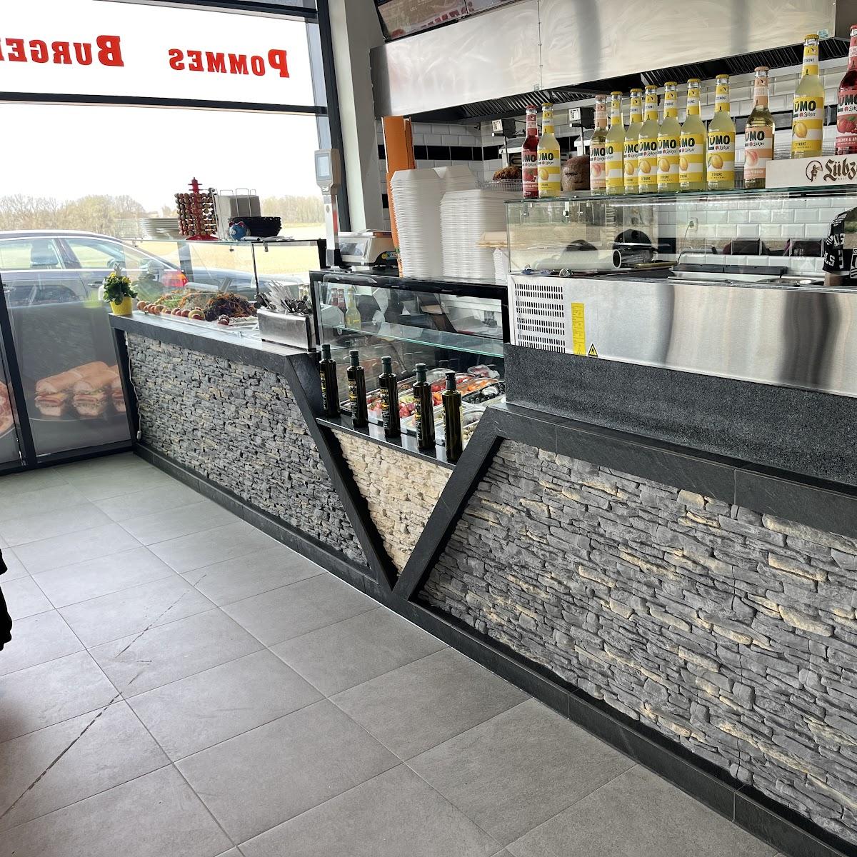 Restaurant "Grill" in Lützow