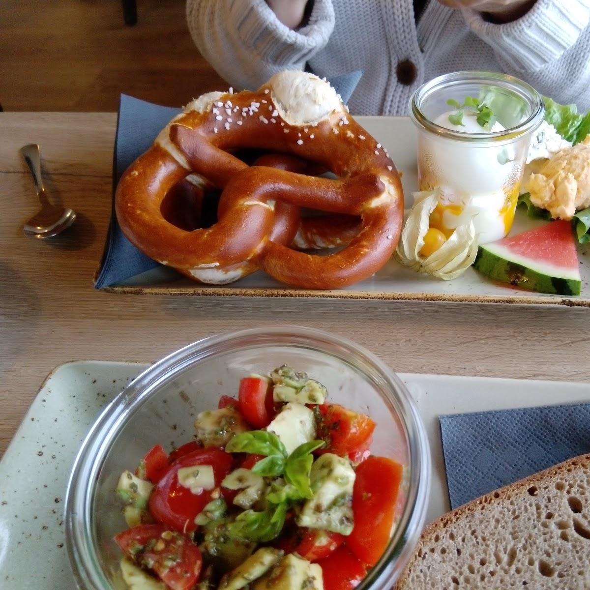 Restaurant "Cafe HIESIG" in  Vogtareuth