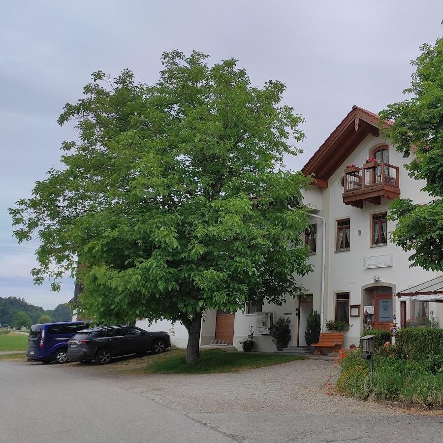 Restaurant "Baumgartner Simon und Maria Gastwirtschaft" in Rott am Inn