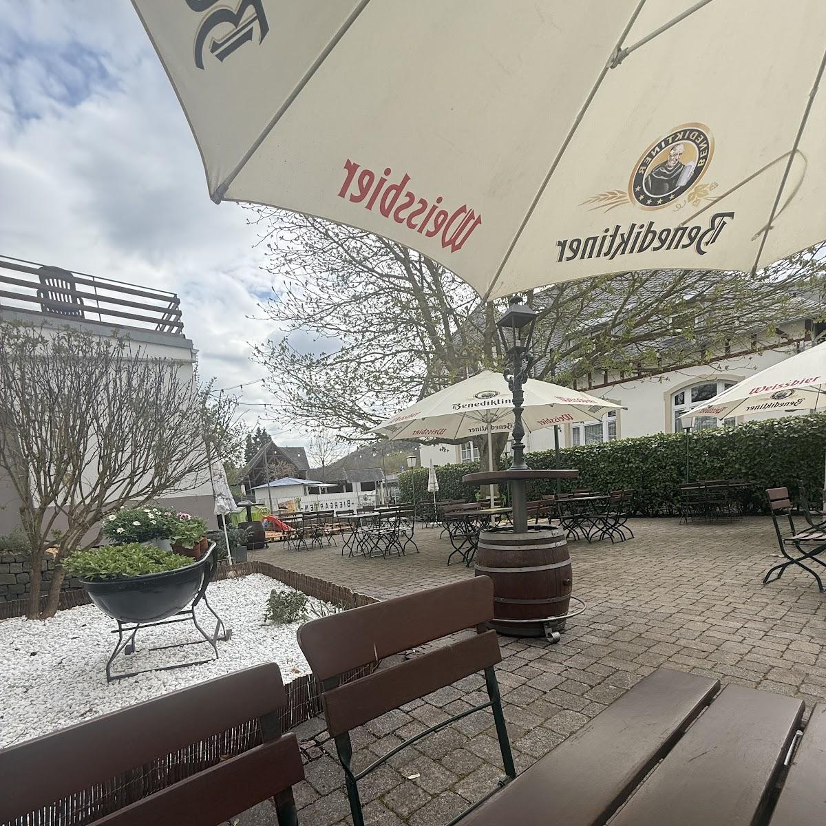 Restaurant "Leons Biergarten" in Enkirch