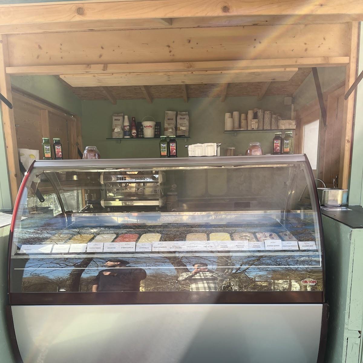 Restaurant "Eis-Liebe da Ivan" in Herzogenaurach