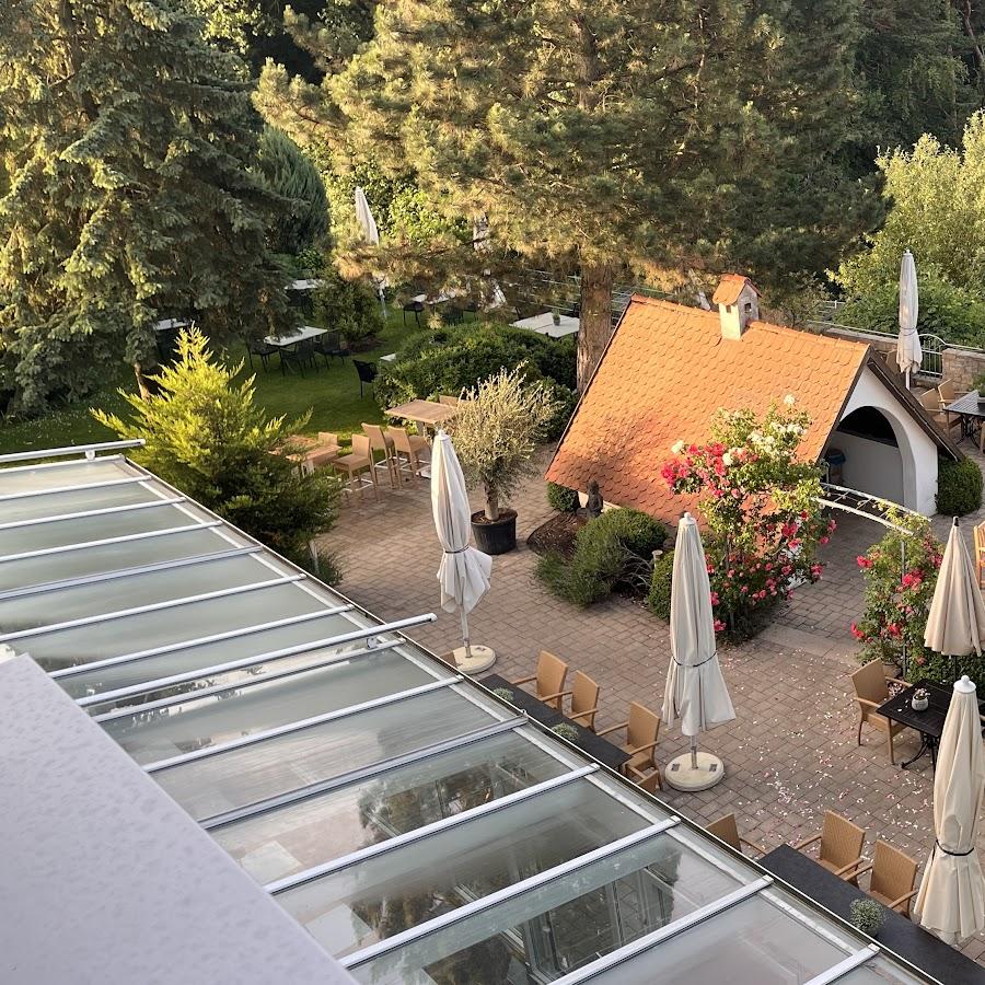 Restaurant "Hotel & Restaurant Distlerhof GmbH" in Leinburg