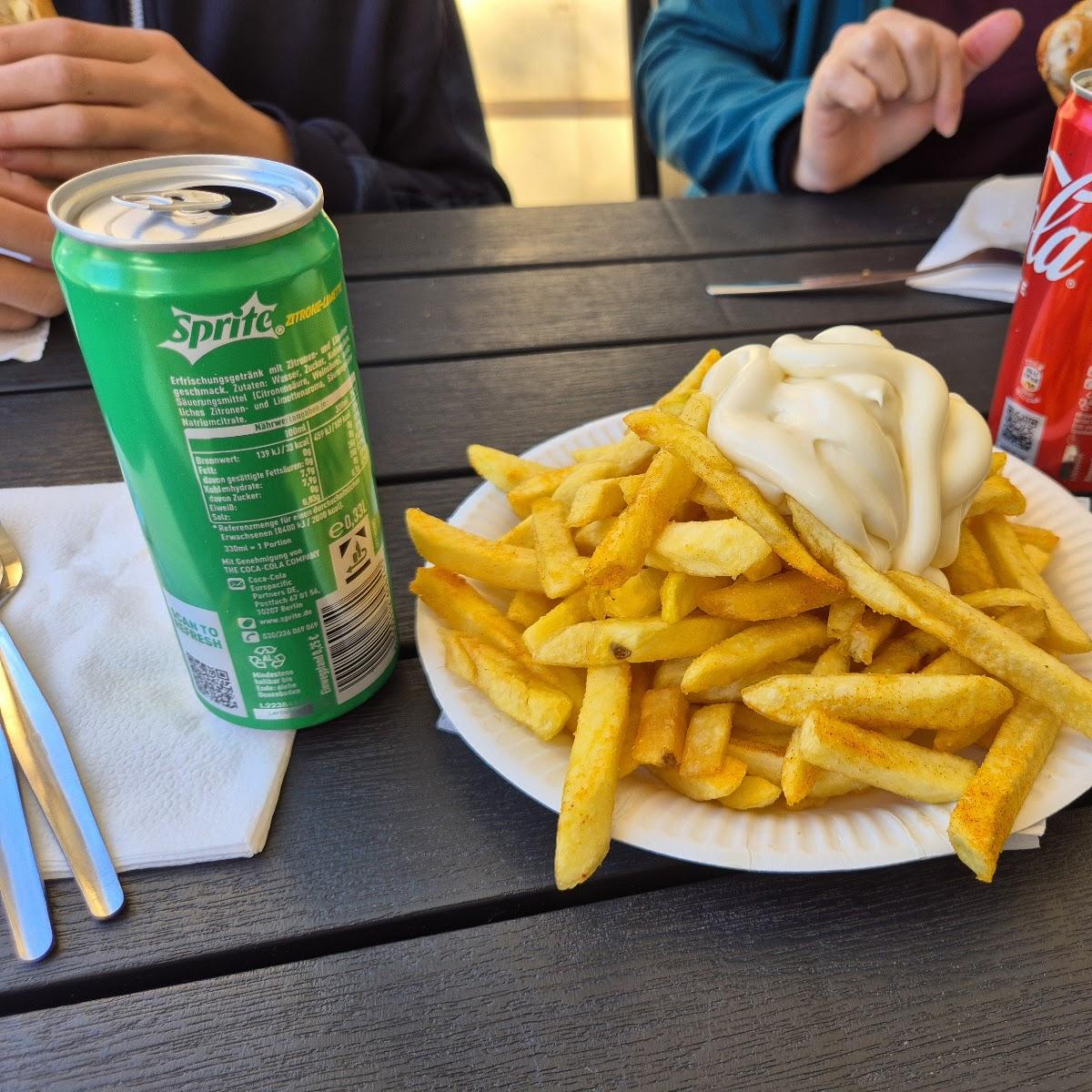 Restaurant "Ela