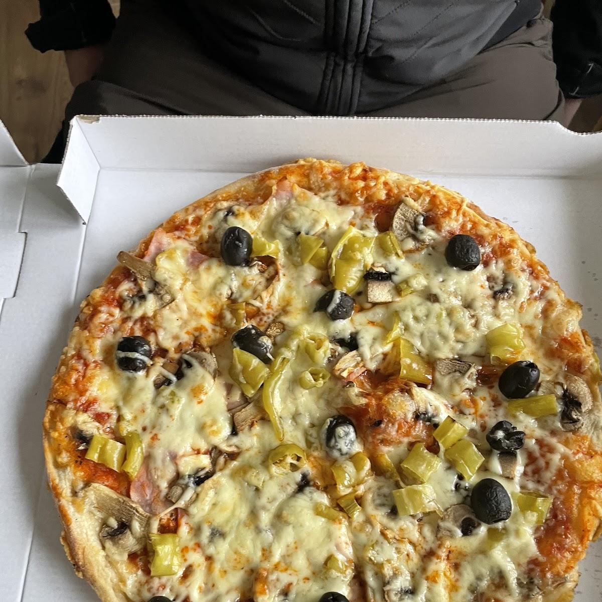 Restaurant "Pizzeria Roma im Greutle" in Mengen