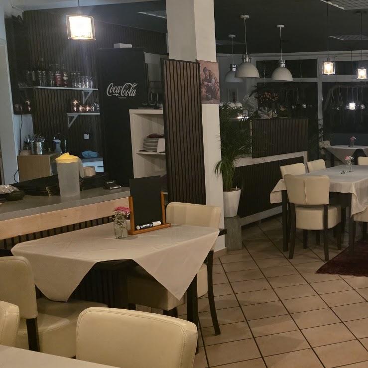 Restaurant "Mantu Restaurant" in Niederkassel