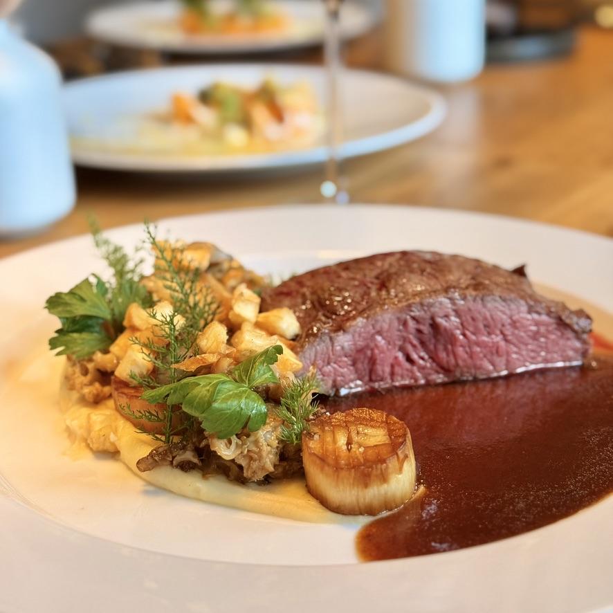 Restaurant "FOREST - Restaurant & Bar" in Oberwiesenthal