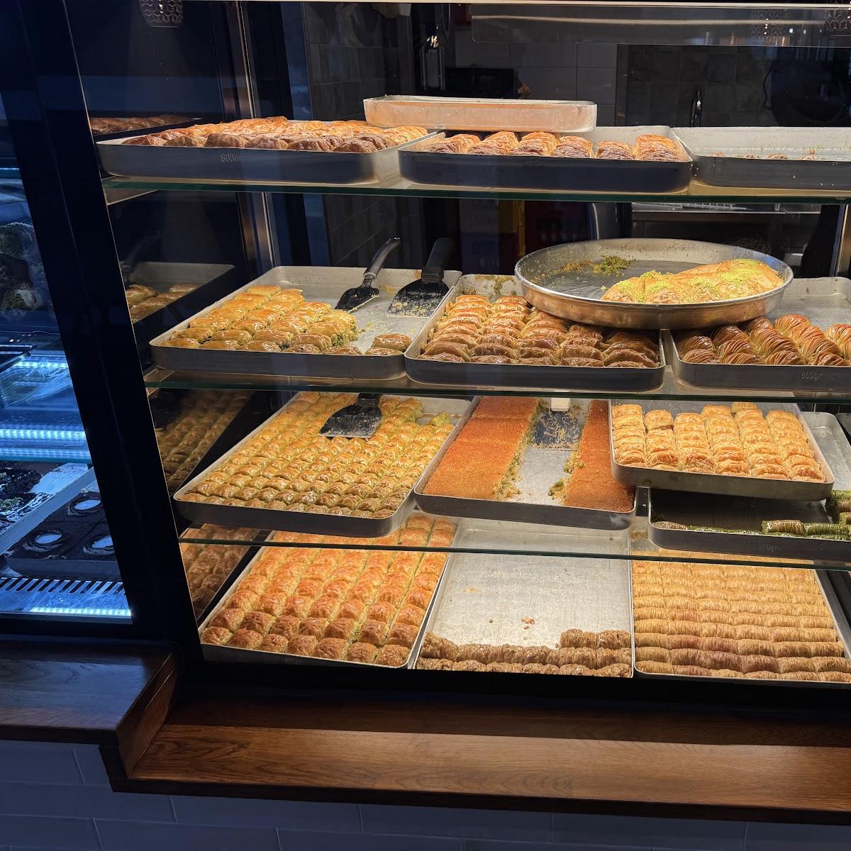 Restaurant "Hardal Restaurant & Patisserie" in Neumünster