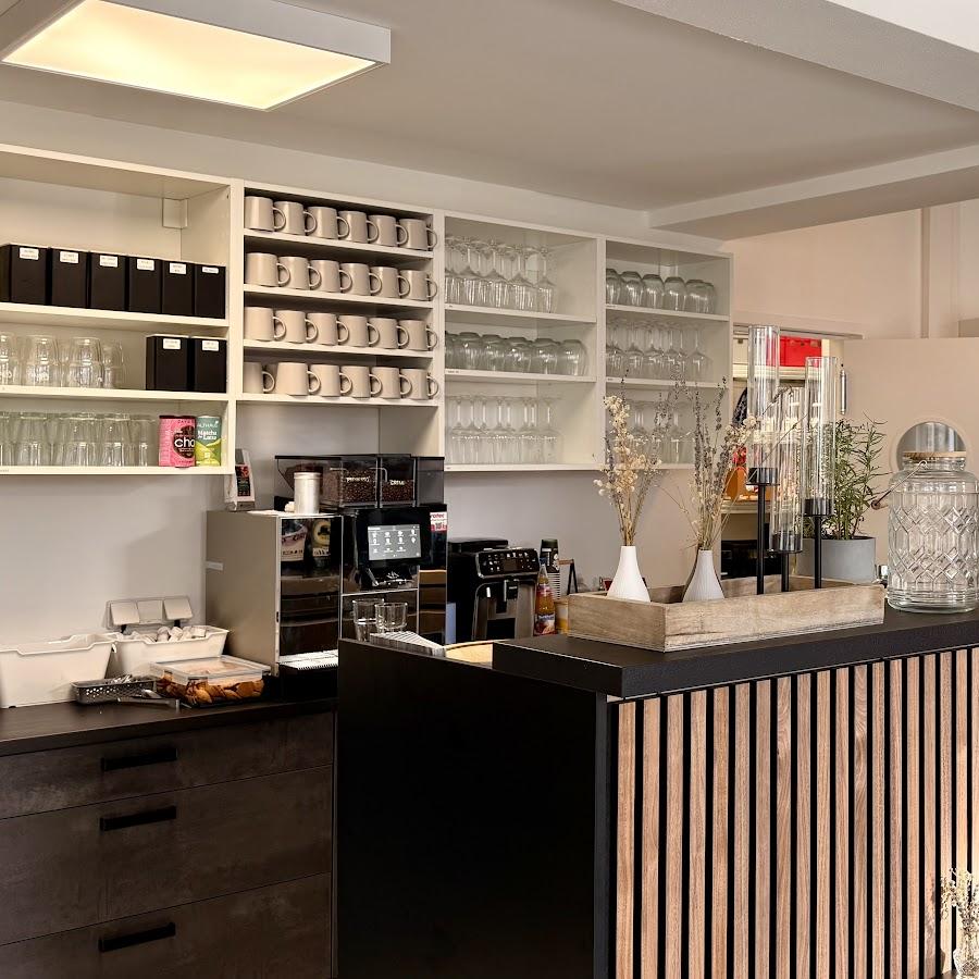 Restaurant "finNY Café Bar" in Heroldstatt