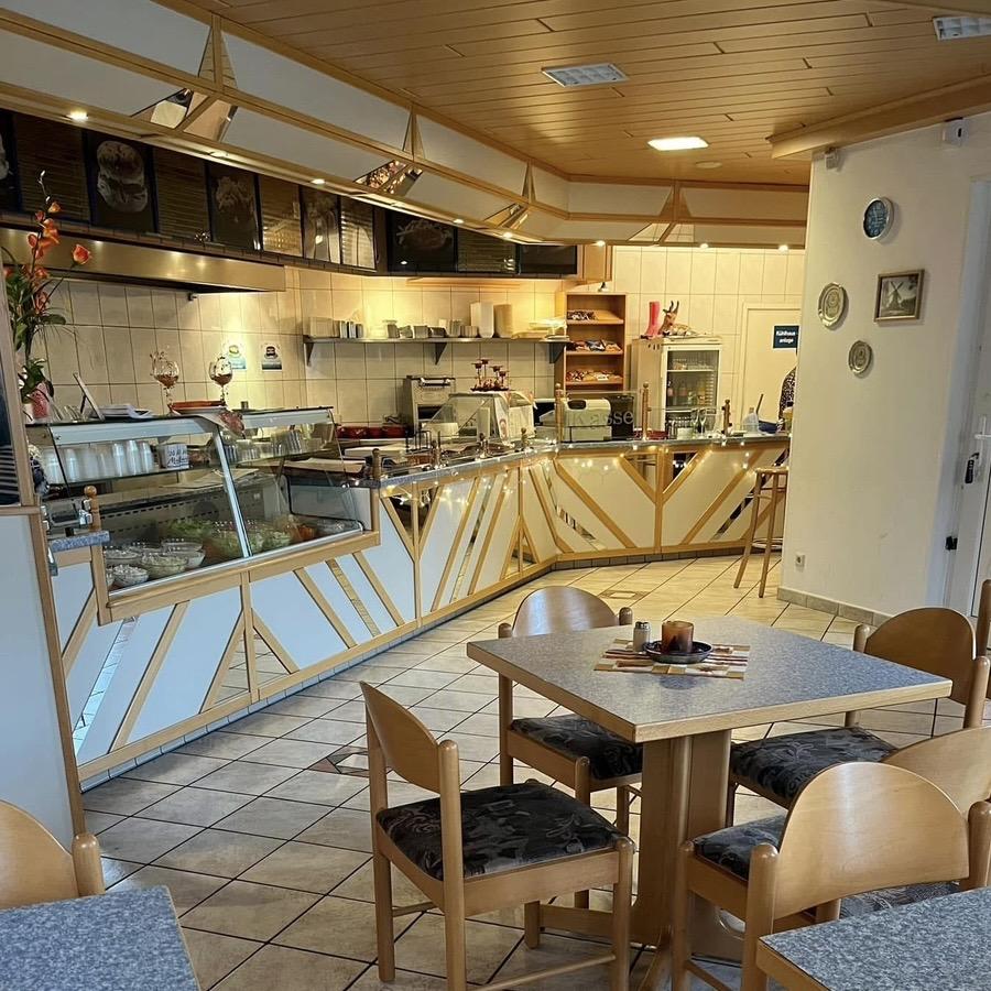 Restaurant "Martina‘s Schnellrestaurant" in Westoverledingen