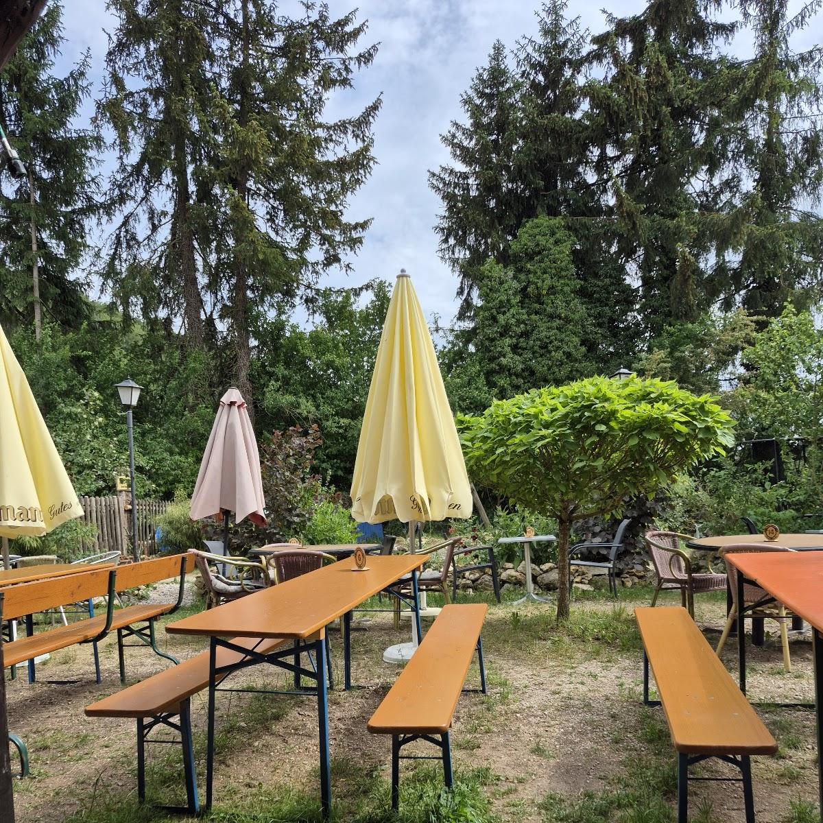 Restaurant "Biergarten Schlossblick" in Treuchtlingen