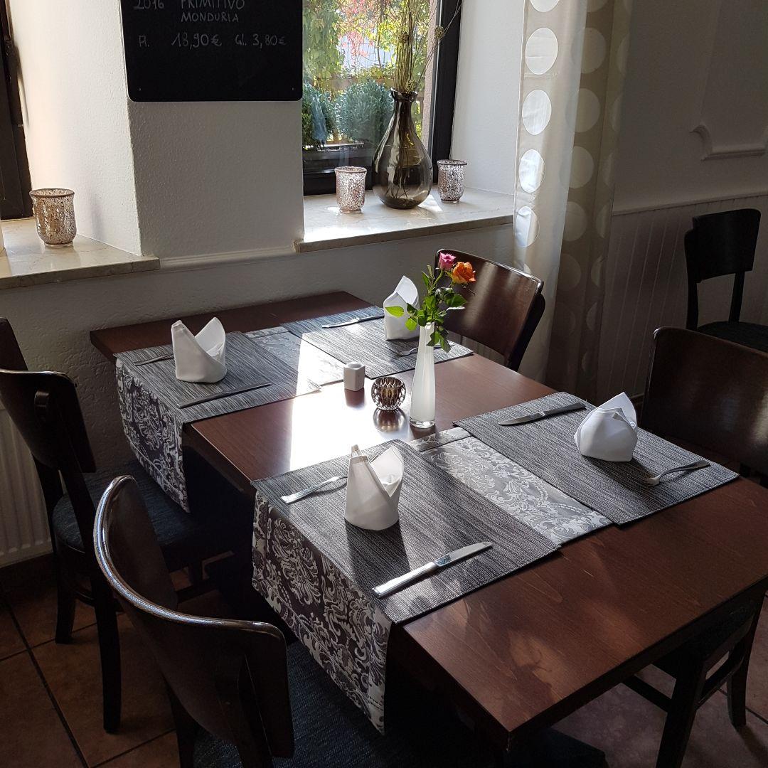 Restaurant "Drei Königinnen" in  Augsburg