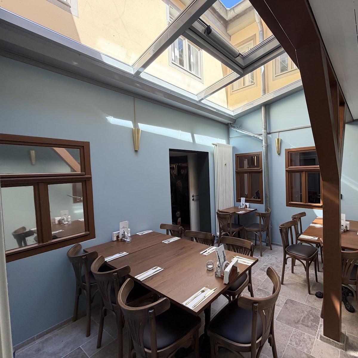 Restaurant "Kaukasischer Hof -" in Weimar