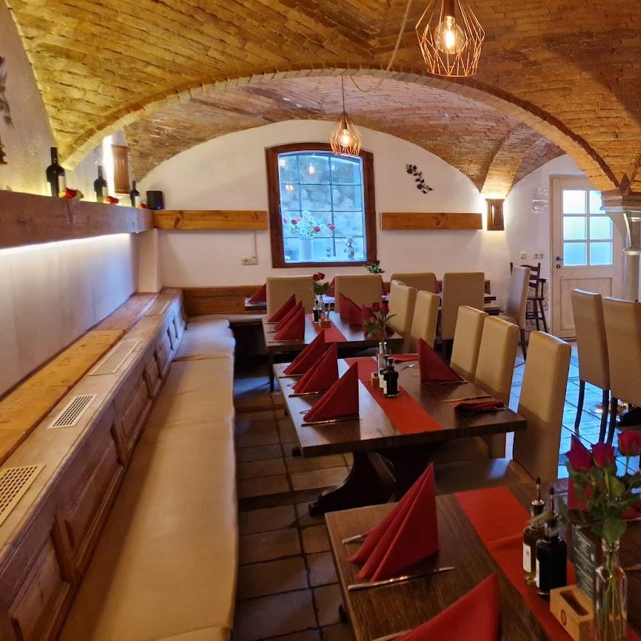 Restaurant "Restaurante Pizzeria Zur Rose" in Trostberg