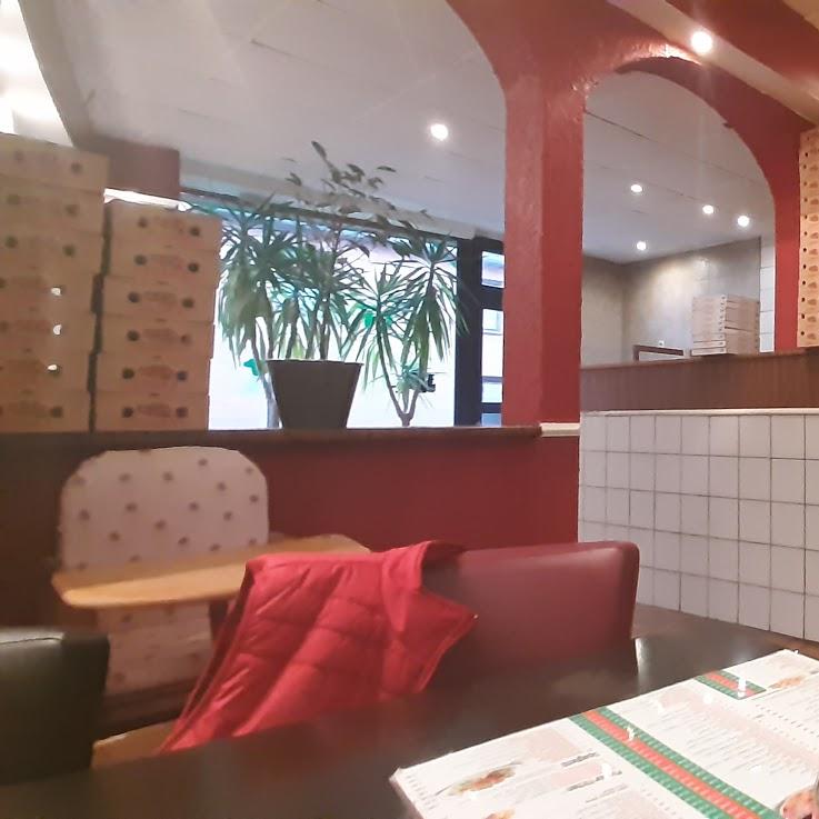 Restaurant "St.Hubert Grill" in  Kempen