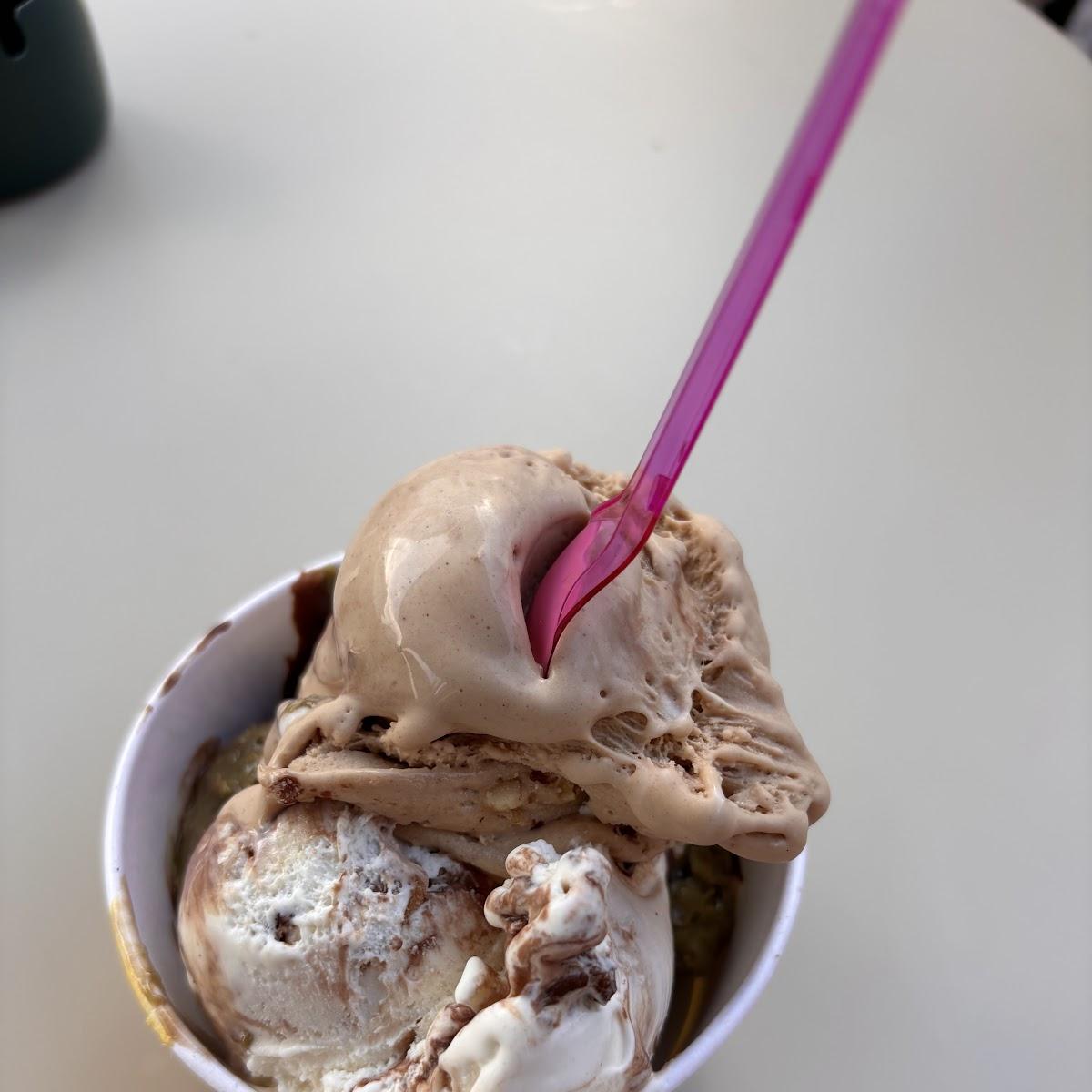 Restaurant "Gelateria Eiscafe Gel´oro" in Großkrotzenburg