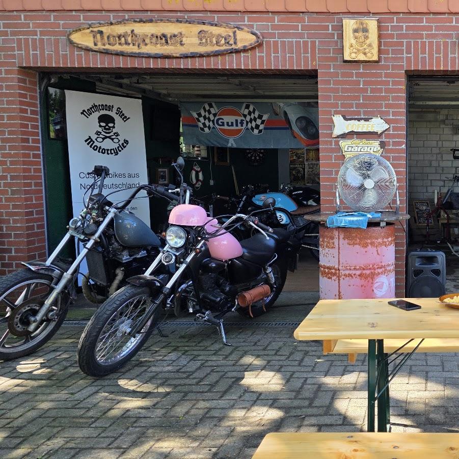 Restaurant "Bikercafe" in Stadland