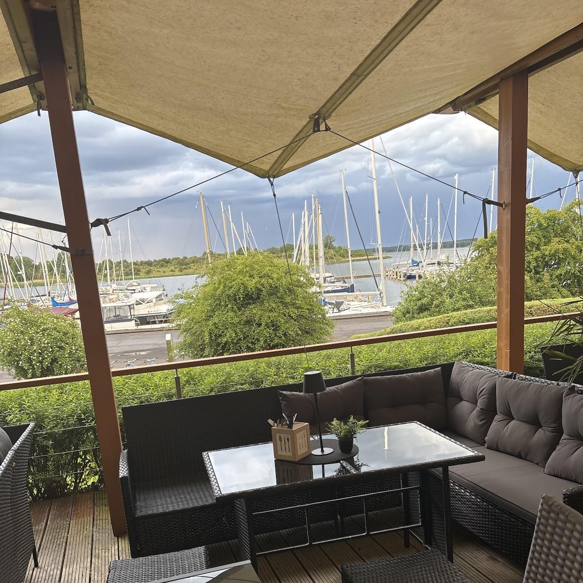 Restaurant "Dock Neuhof" in Sundhagen