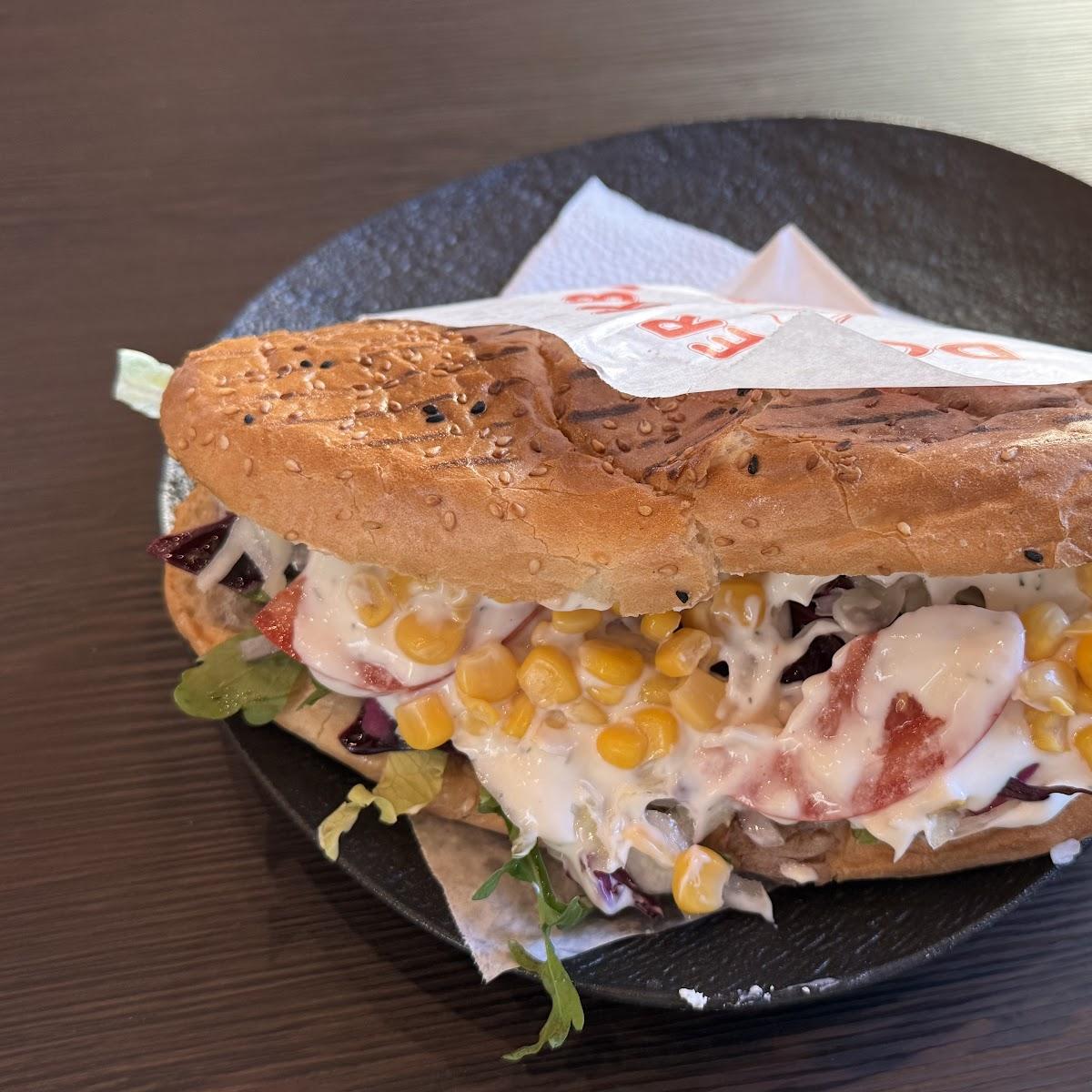 Restaurant "Mira