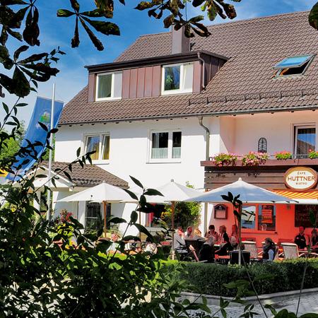 Restaurant "Cafe Huttner" in Inning am Ammersee