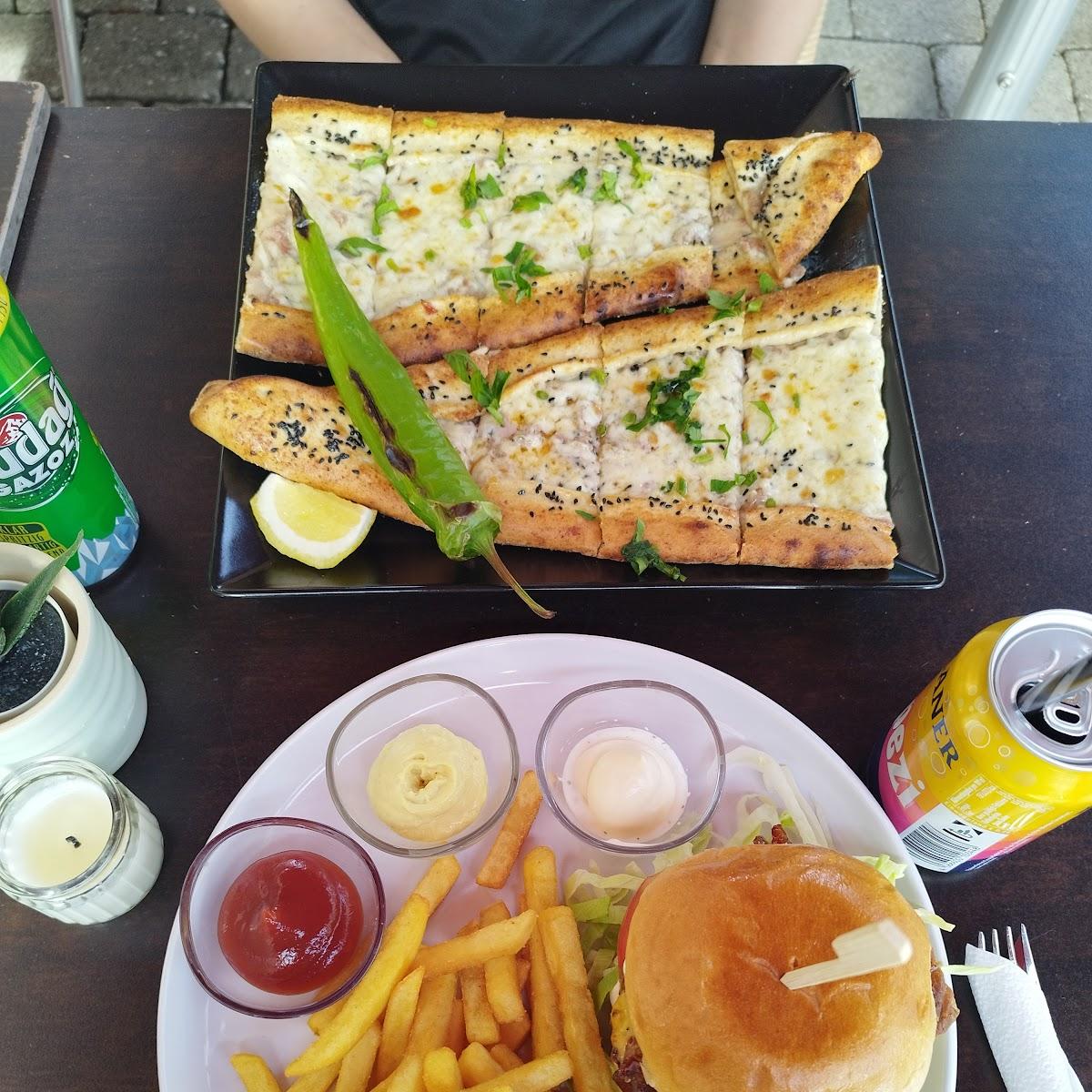 Restaurant "Rumii Bistro Café" in Mutlangen