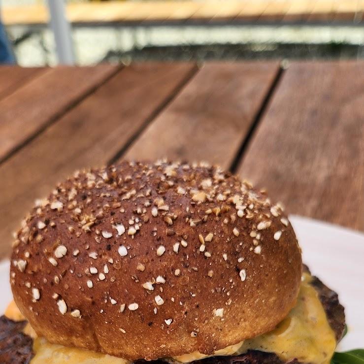 Restaurant "Hamburgão da Deutsche" in Weßling