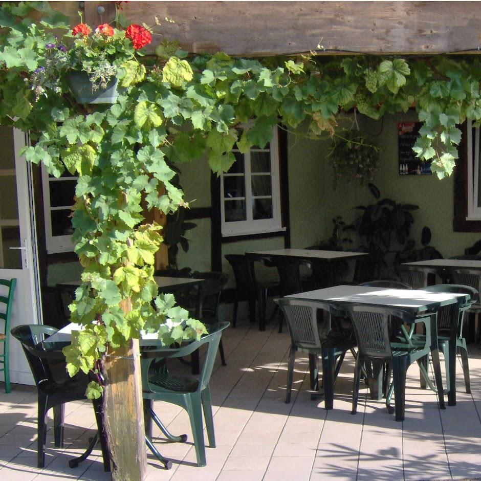 Restaurant "Auberge du Grand Ried - Biwand Remy" in Mackenheim