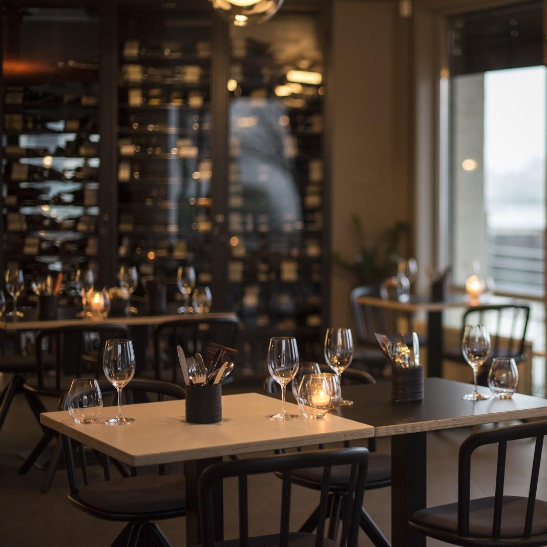 Restaurant "Sjøslag Restaurant" in Larvik