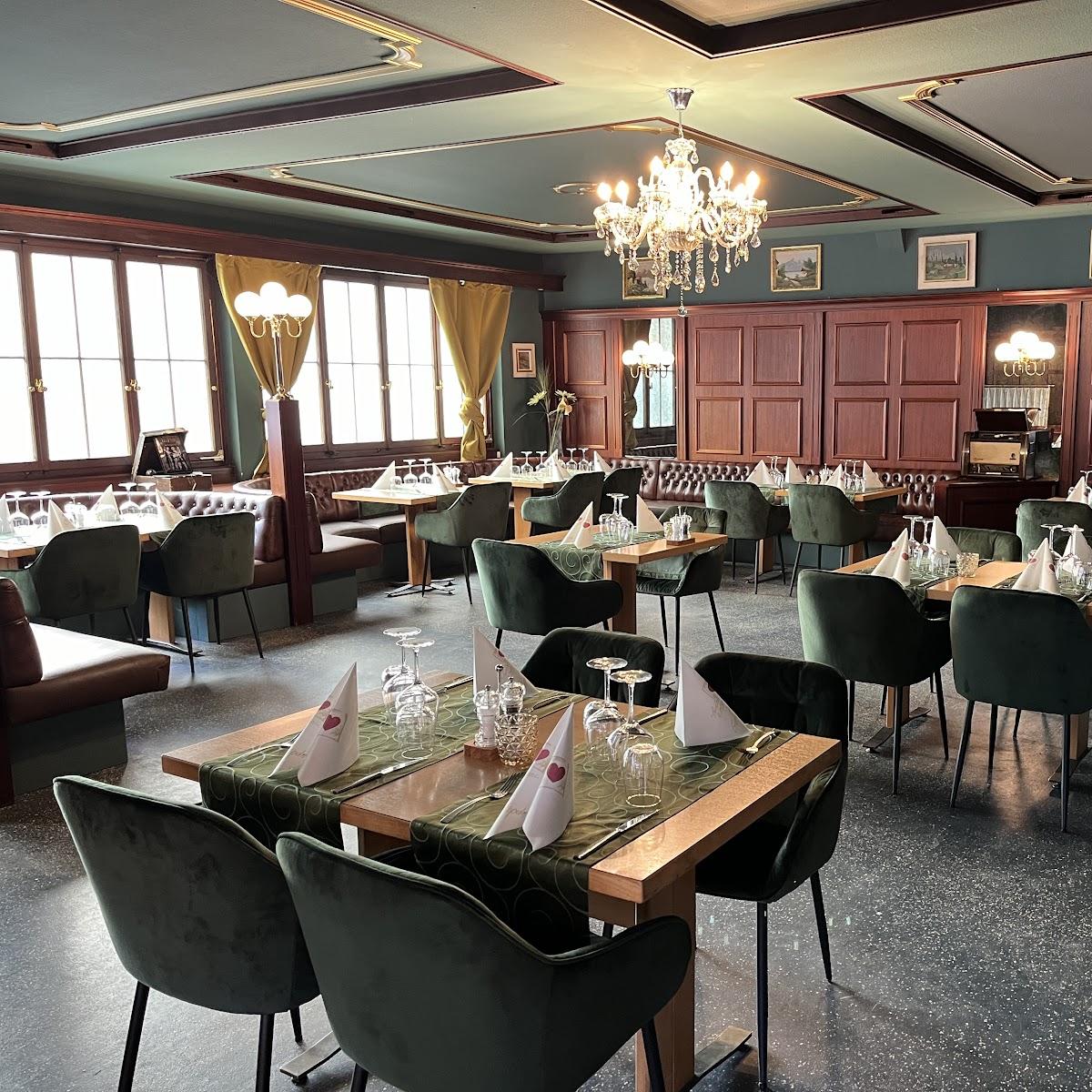 Restaurant "La Pipaza" in Niederdorf