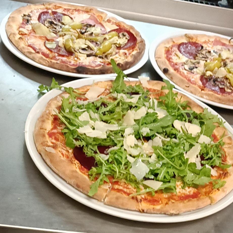 Restaurant "Cherry Ristorante Pizzeria & Burger