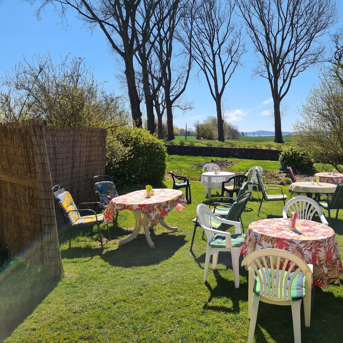 Restaurant "Geeler Krog - Lütt Kaffeestuv" in Brodersby-Goltoft