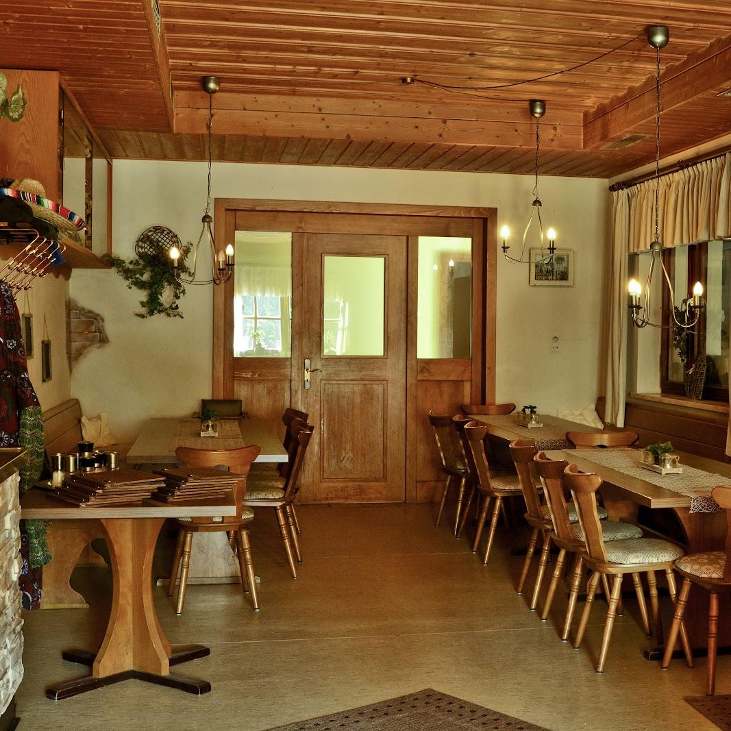 Restaurant "Landgasthof Rouherer" in Hahnbach