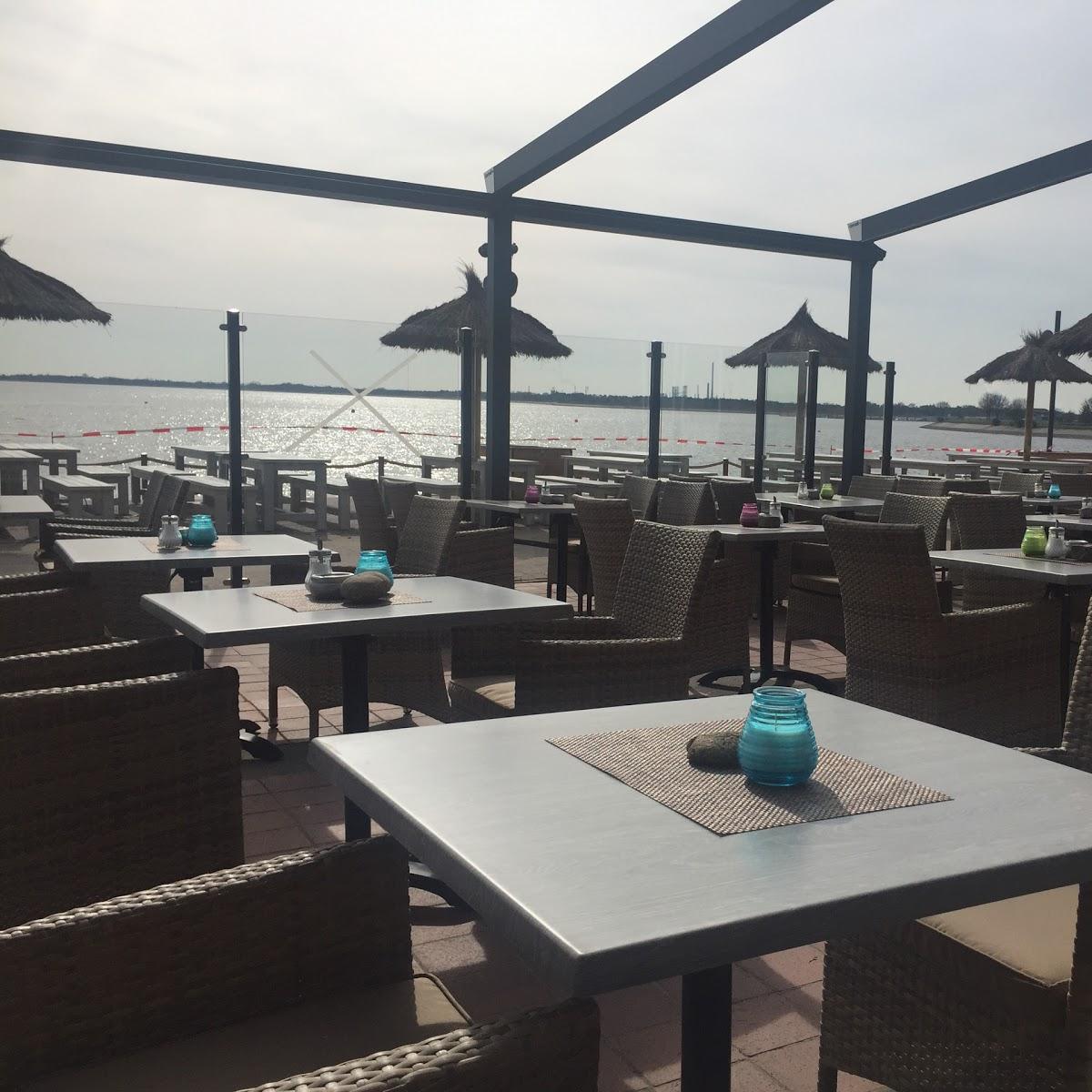 Restaurant "Deichkrone Café Restaurant Bar - CE Franchise GmbH" in Geeste