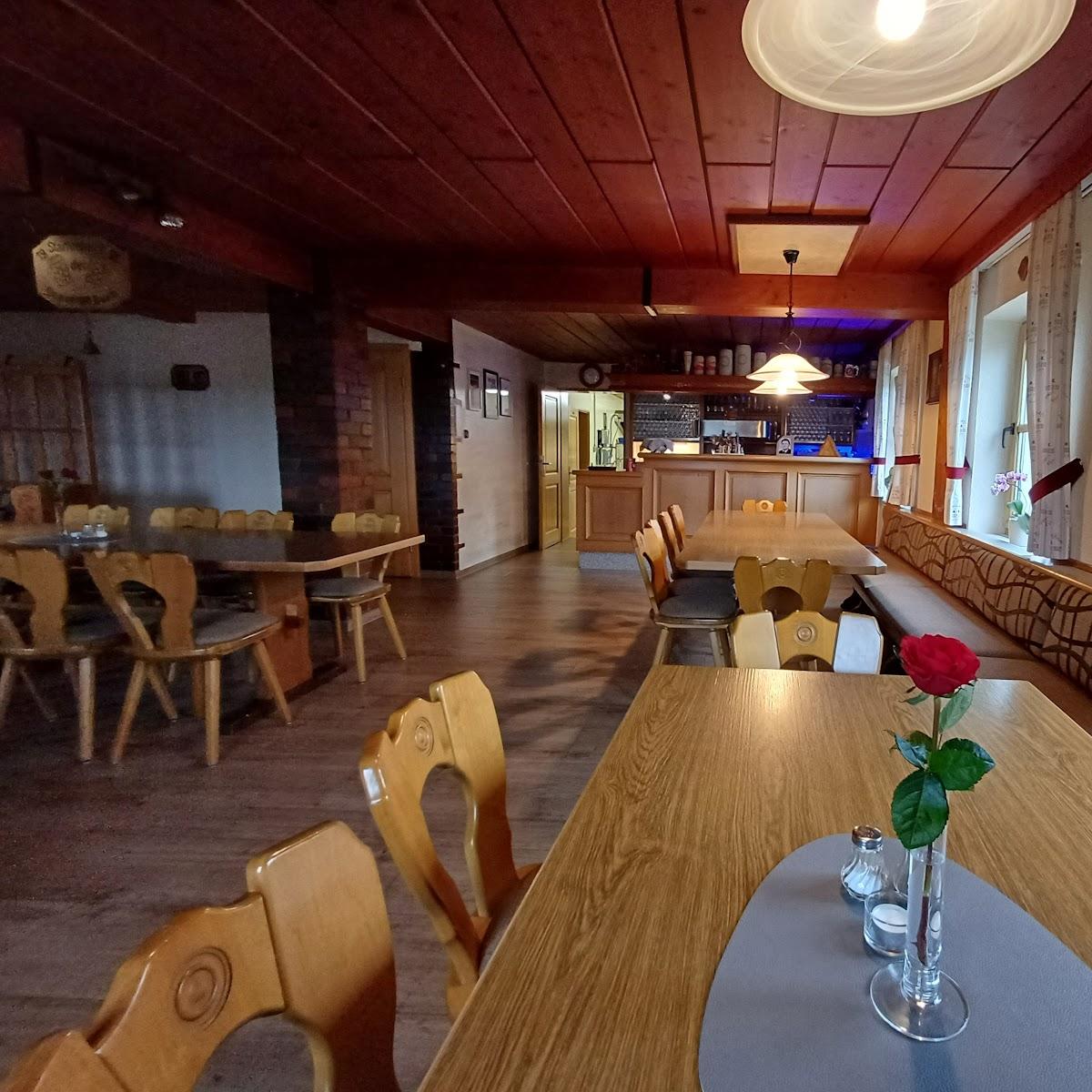 Restaurant "Gasthaus Fisch" in Hohenau