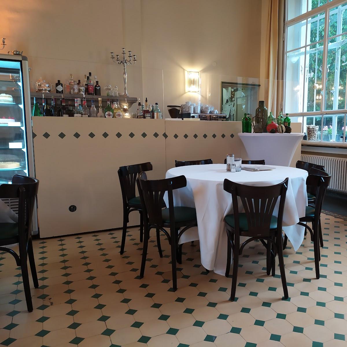 Restaurant "Annettes Tochter Gastronomie im Schloss Heiligenberg" in Seeheim-Jugenheim