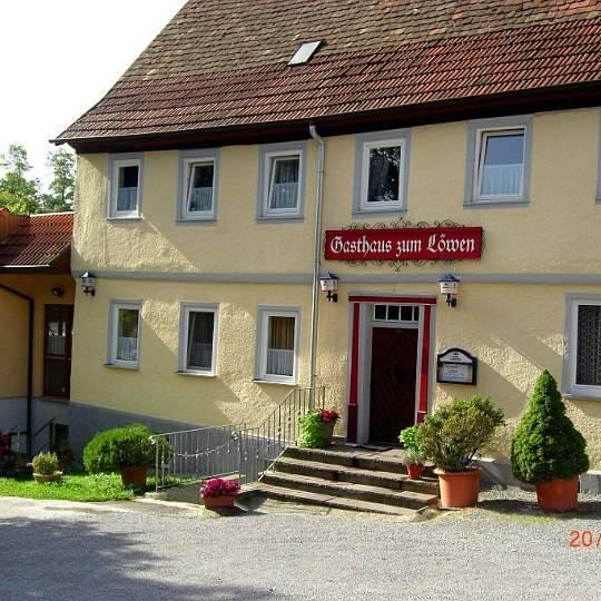 Restaurant "Gasthaus zum Löwen - im Tal" in Michelbach an der Bilz