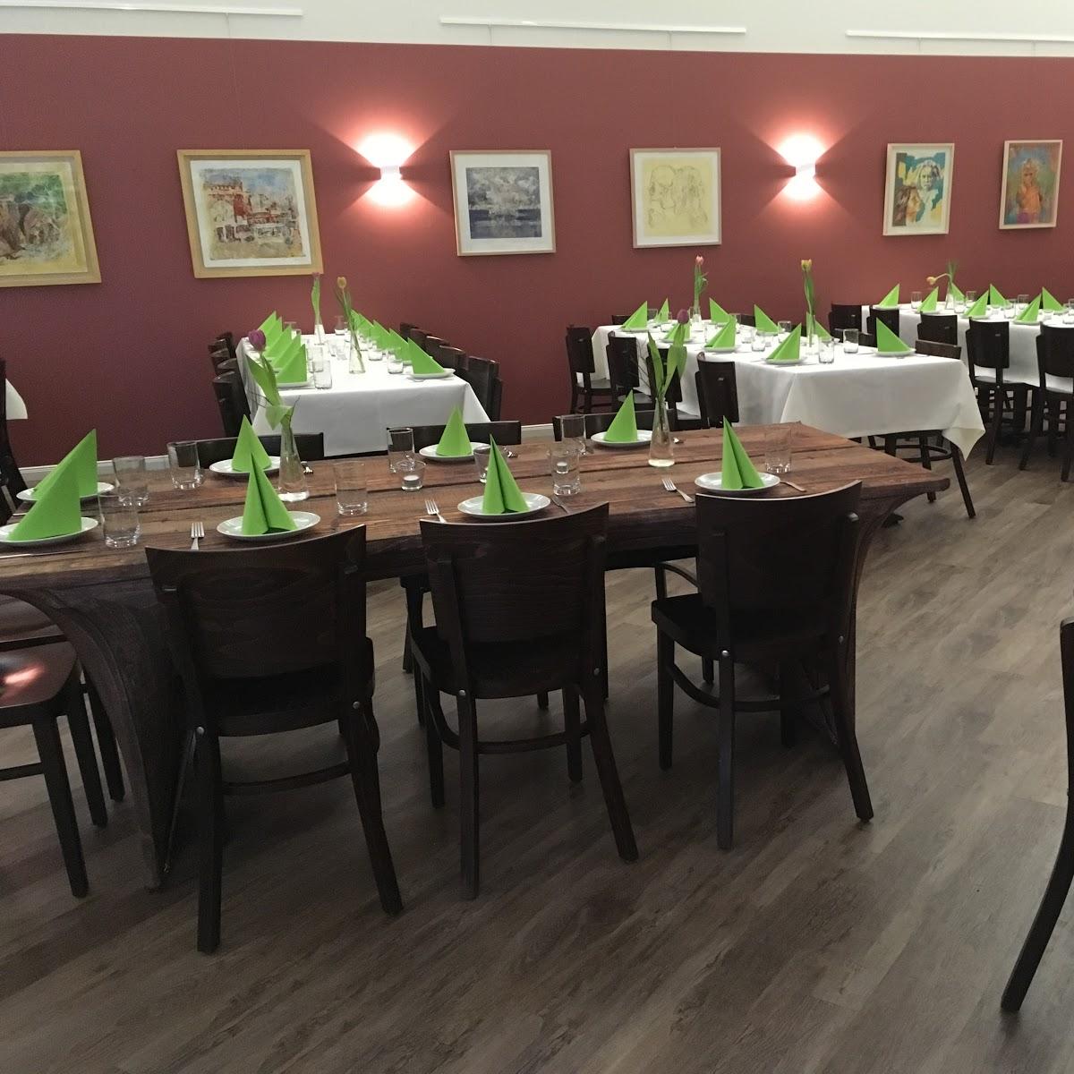 Restaurant "LUSTiS 53,6 GmbH & Co. KG" in Schenefeld