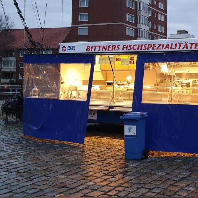 Restaurant "Emder Heringslogger" in Emden