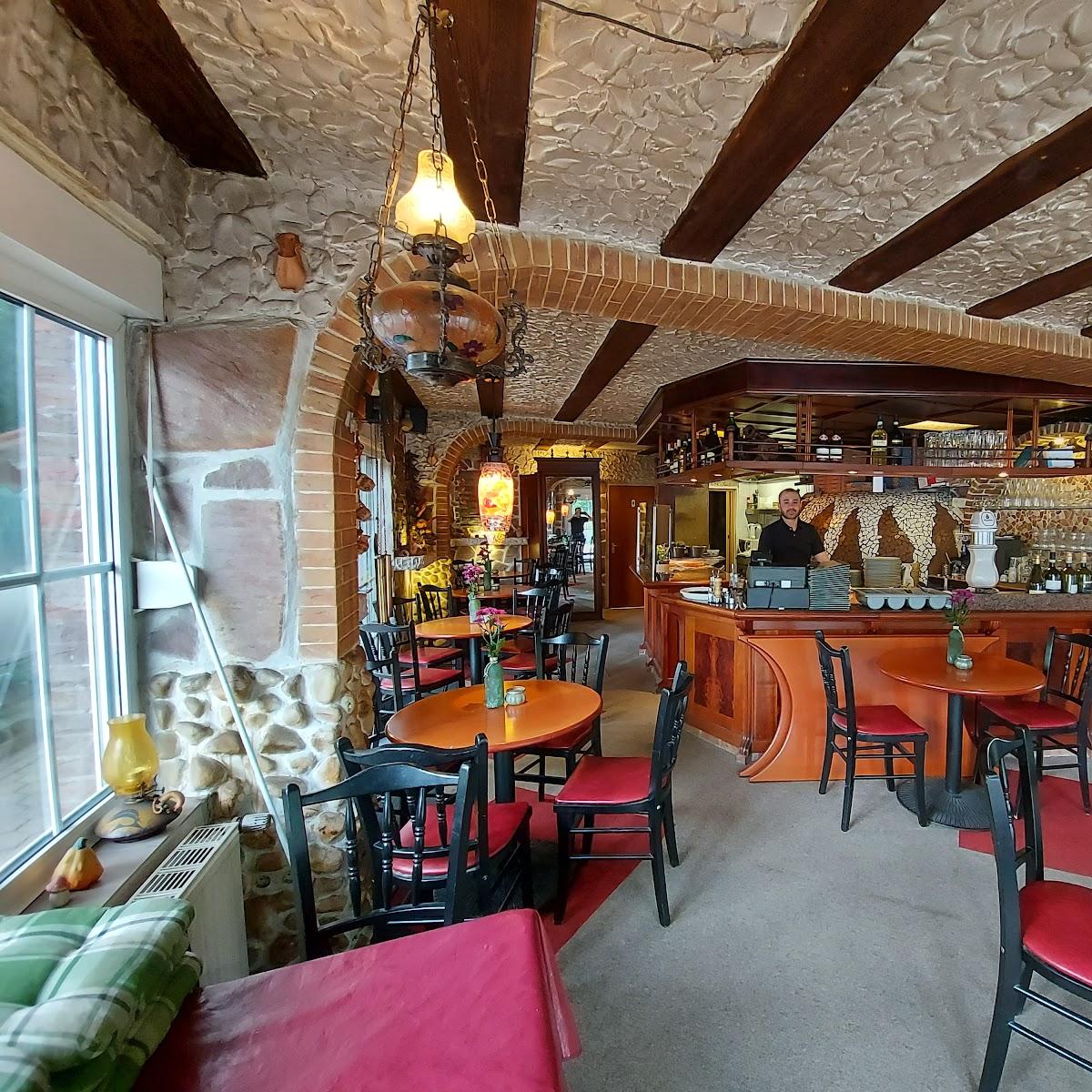 Restaurant "Pizzeria Mammut am Wall" in Emden