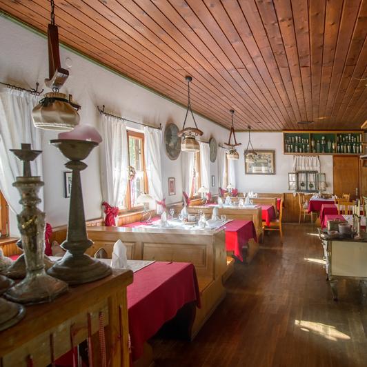 Restaurant "Tölzer Schießstätte am Buchberg - Michaela Hager" in Wackersberg