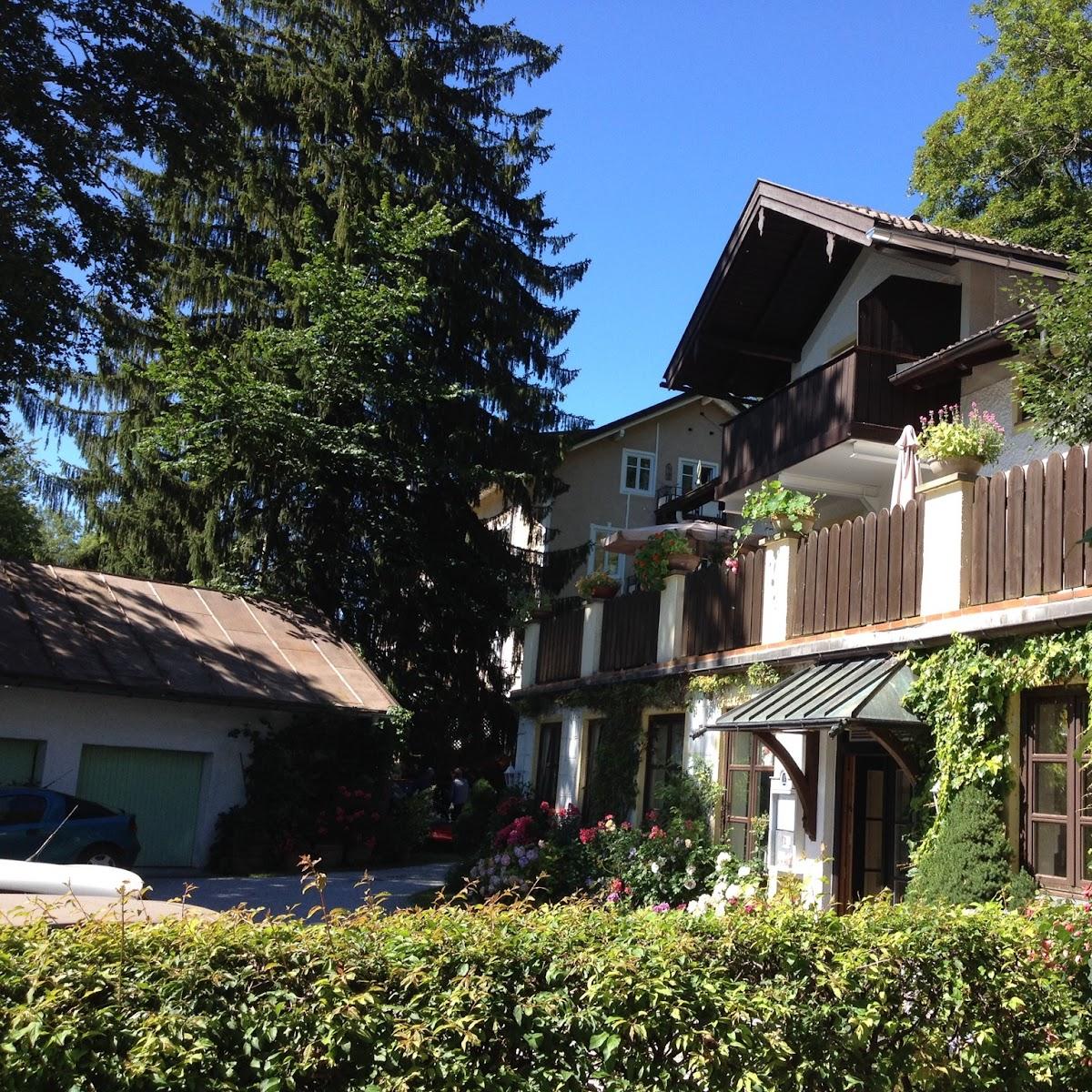 Restaurant "Altes Fährhaus" in Wackersberg