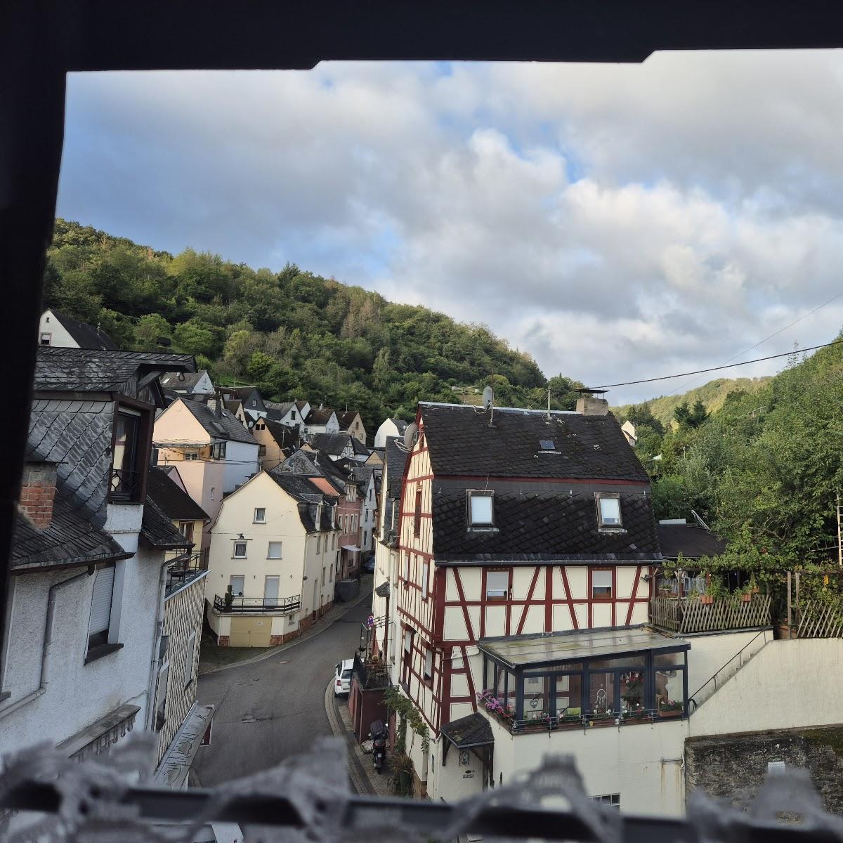 Restaurant "Dorfgasthof  Zum musikalischen Wirt " in Briedel