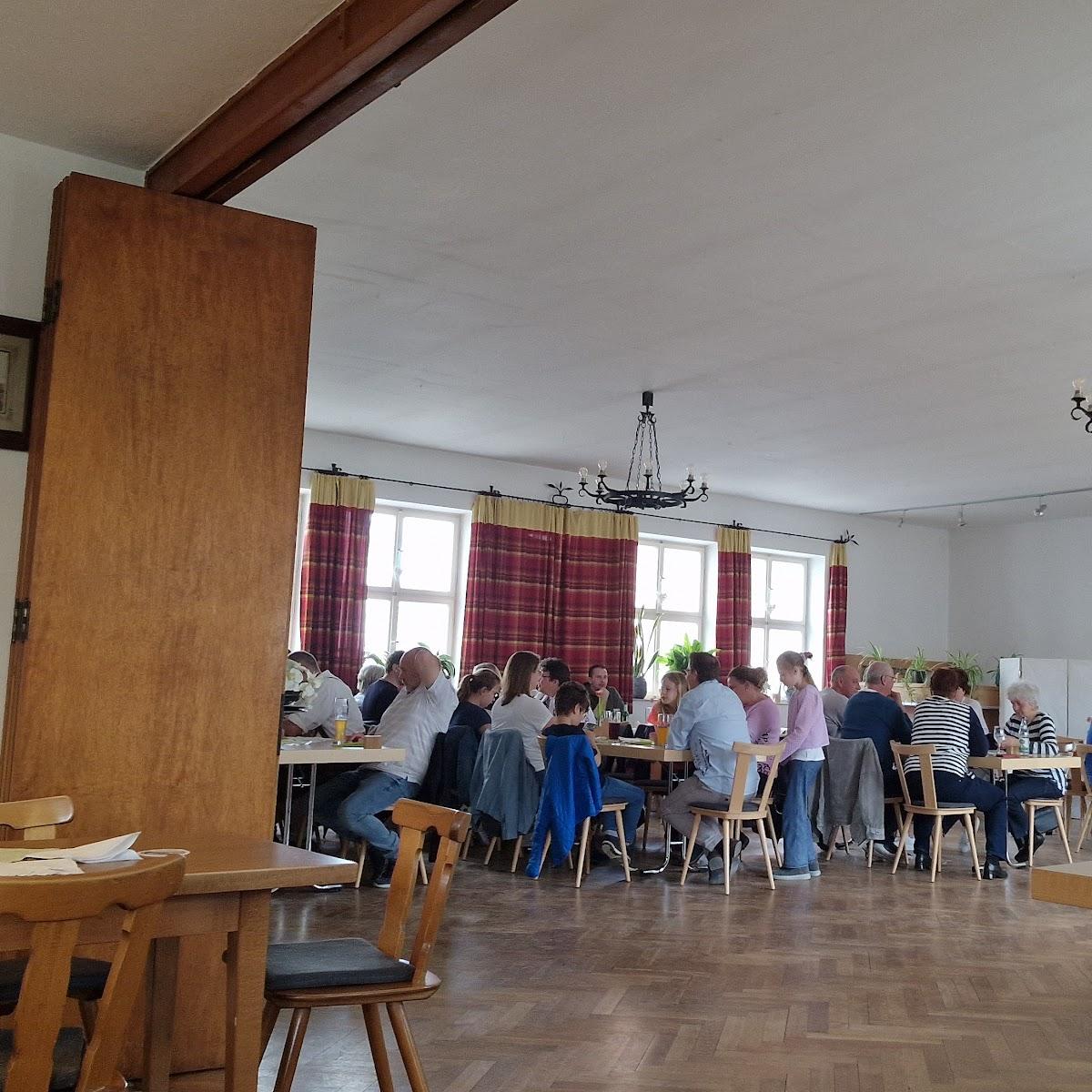 Restaurant "Gasthaus zur Krone" in Adelschlag